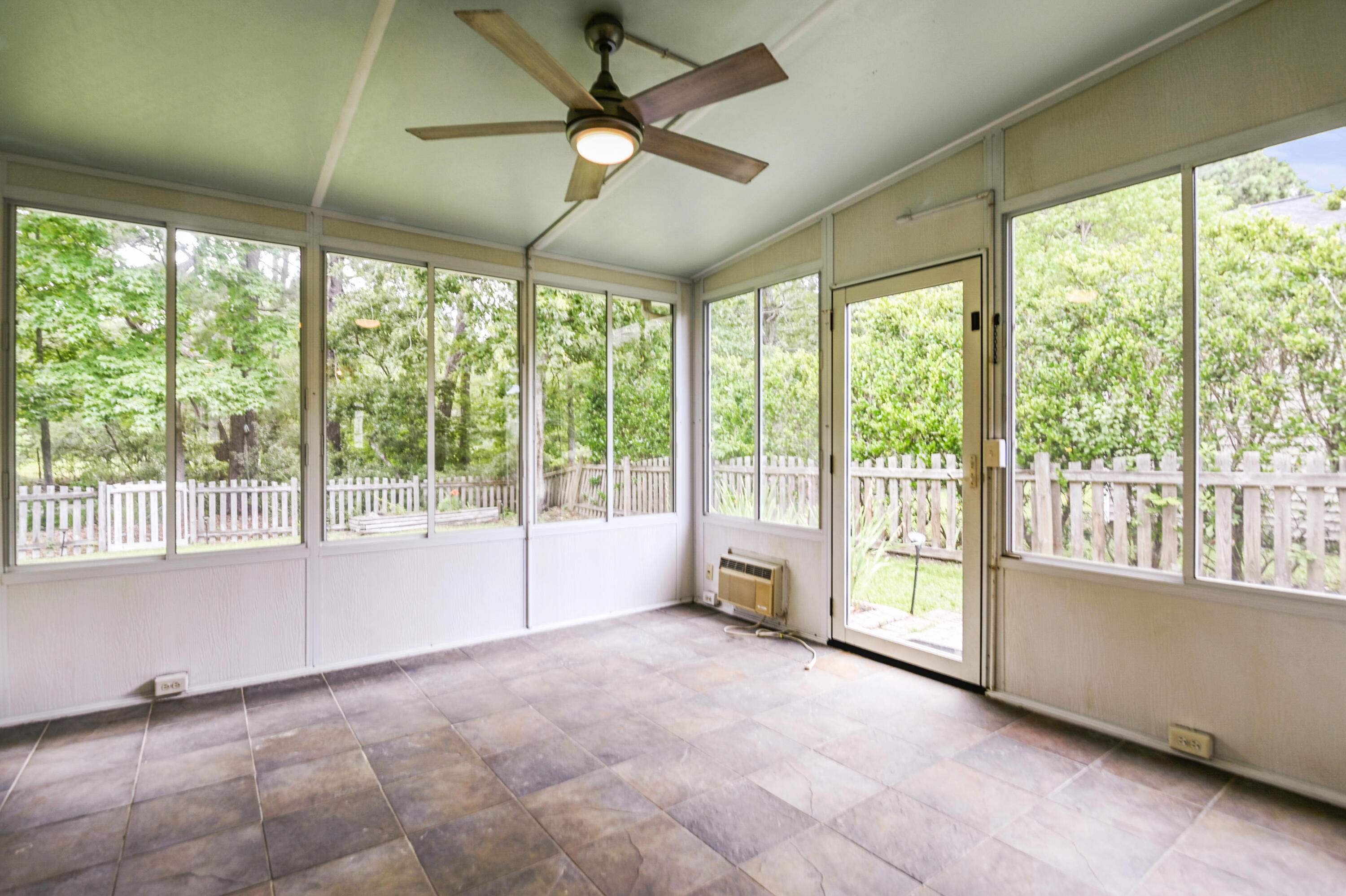 2148 Andover Way Mount Pleasant, SC 29466 - Photo 25 of 35 2148 Andover Wy CC (18)