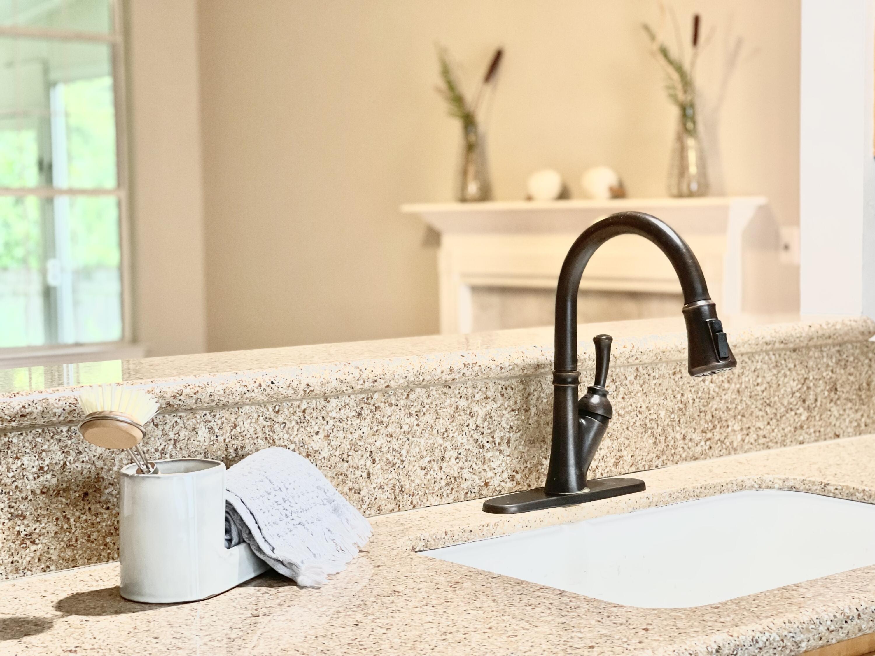 2148 Andover Way Mount Pleasant, SC 29466 - Photo 7 of 35 IMG_0065