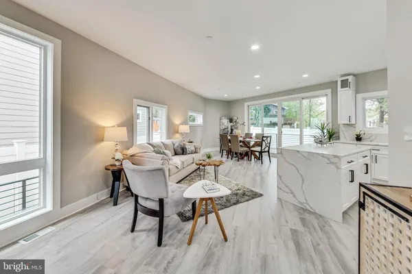 $849,900 | 2932 University Boulevard West, Kensington, MD 20895