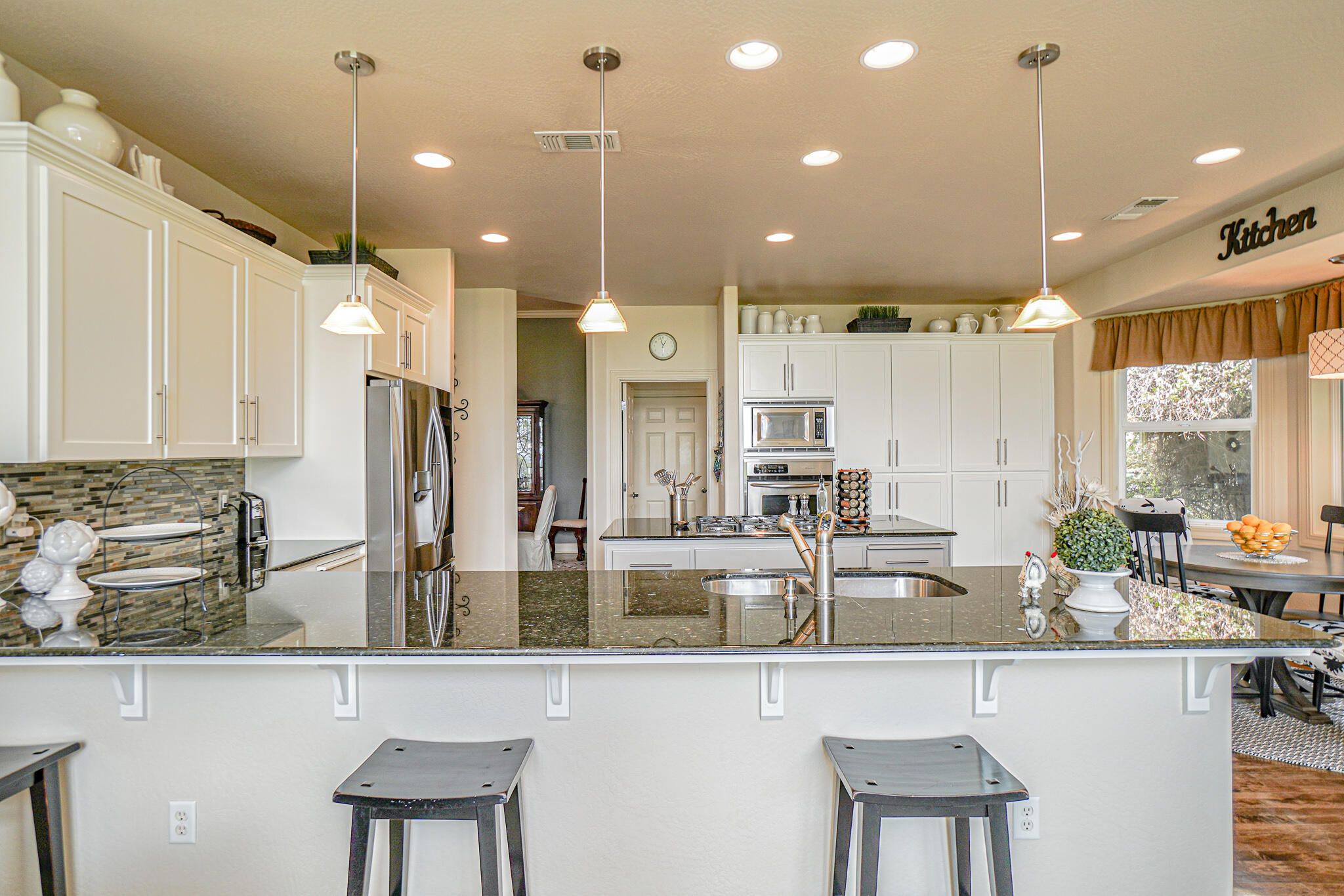 878 St Andrews Way Eagle Point, OR 97524 - Photo 42 of 55 DSC08376