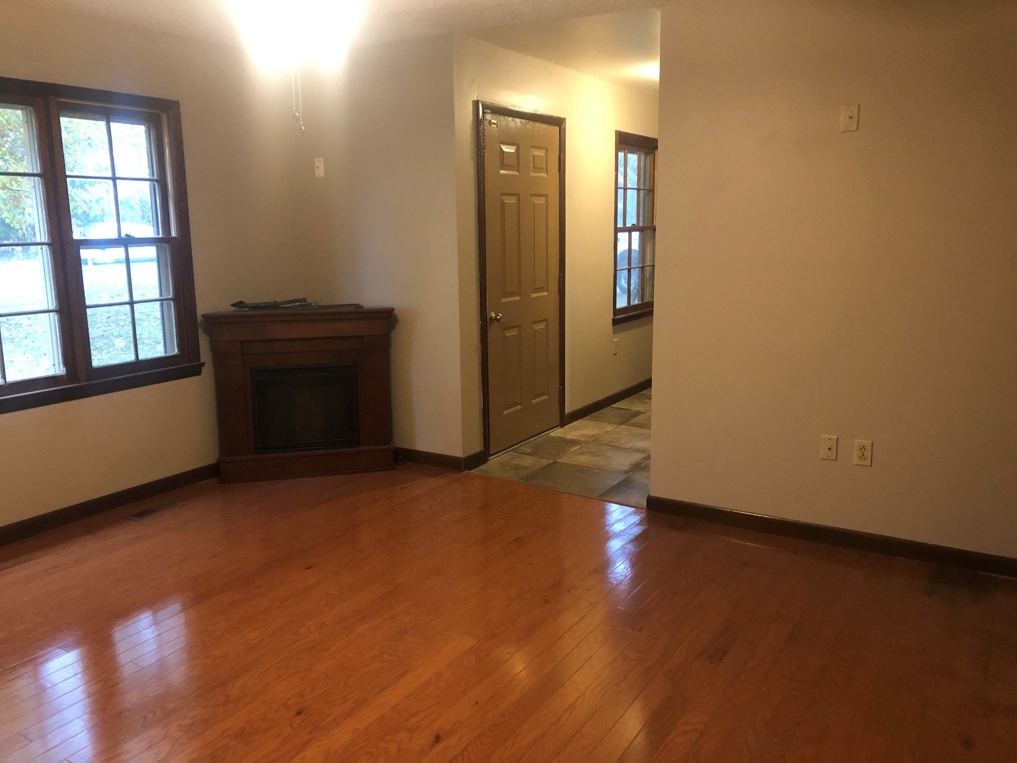 1390 Sharp Springs Road Decherd, TN 37324 - Photo 4 of 15 Gallery Image 4