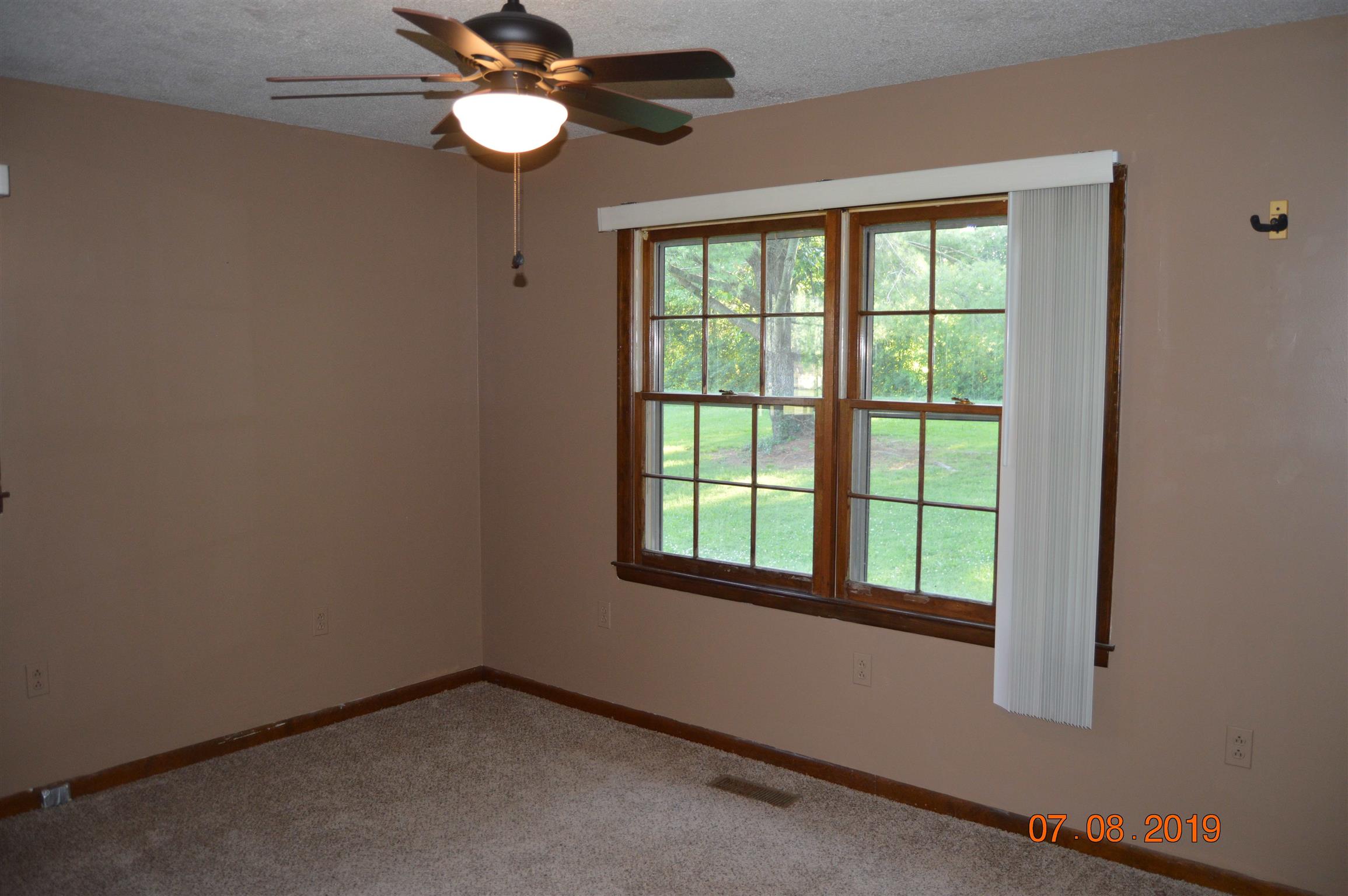 1390 Sharp Springs Road Decherd, TN 37324 - Photo 7 of 15 Gallery Image 7