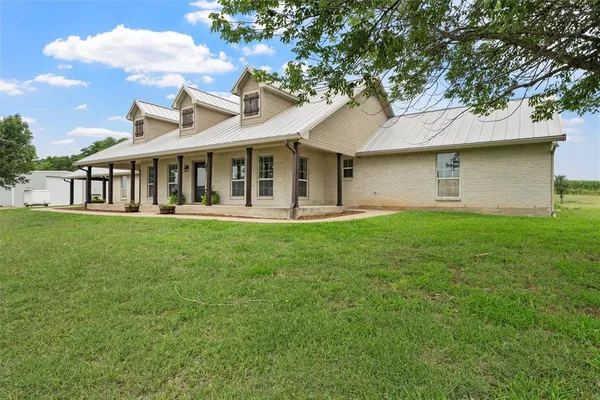 $1,199,000 | 3057 Holy Road, Abbott, TX 76621