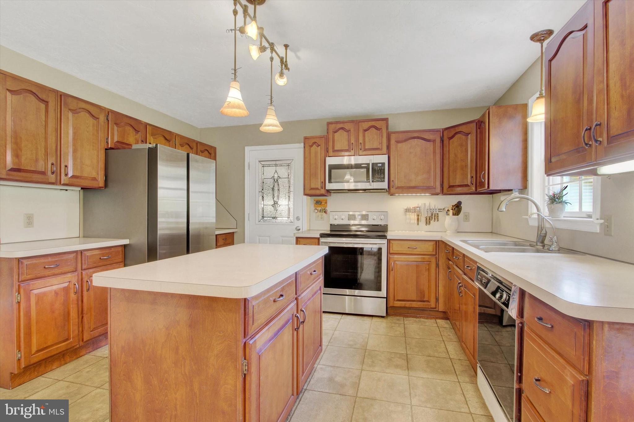2474 Meeting House Road Spring Grove, PA 17362 - Photo 18 of 51 Kitchen