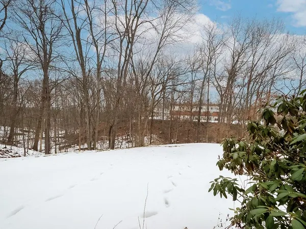 $270,000 | 324 Central Drive, Cranberry Township, PA 16066