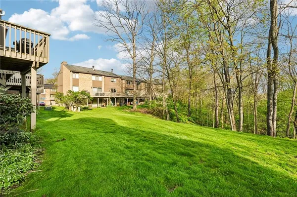 $250,000 | 324 Central Drive, Cranberry Township, PA 16066