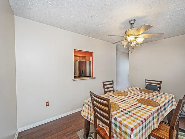 $270,000 | 324 Central Drive, Cranberry Township, PA 16066