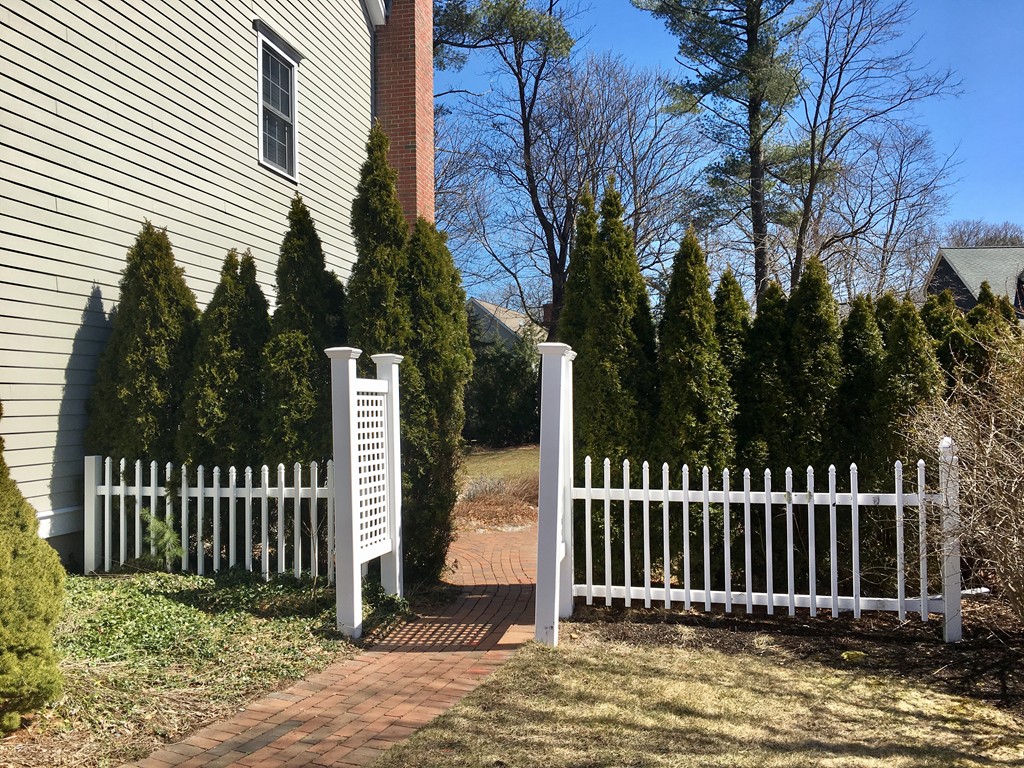 4 Chapel Hill Road Beverly, MA 01915 - Photo 24 of 24 Gallery Image 24