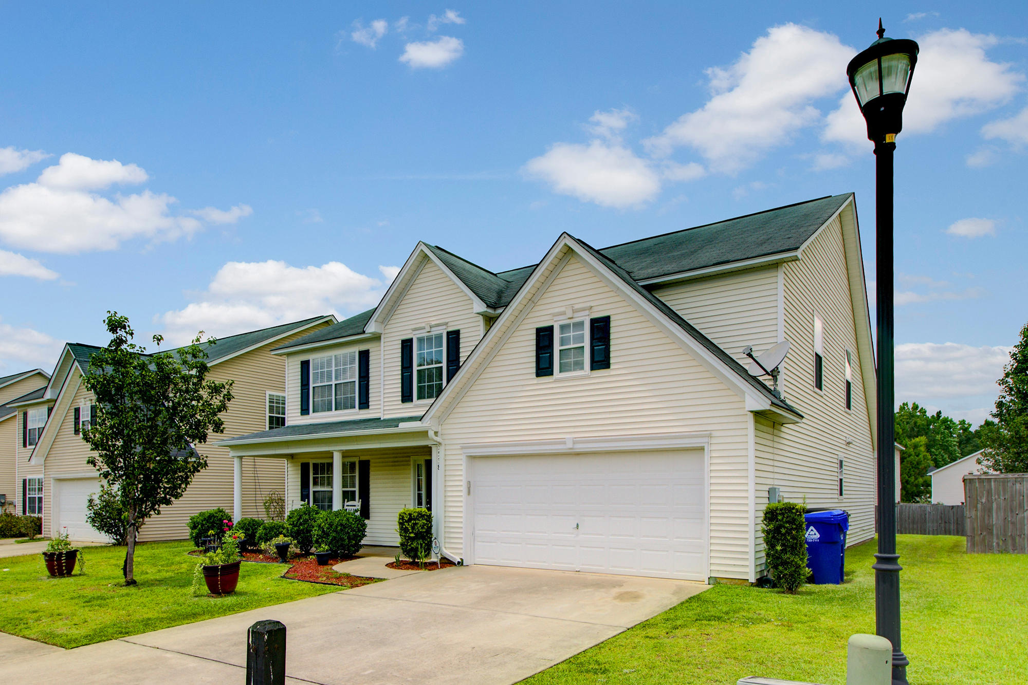 3538 Galaxy Road Ladson, SC 29456 - Photo 4 of 36 3