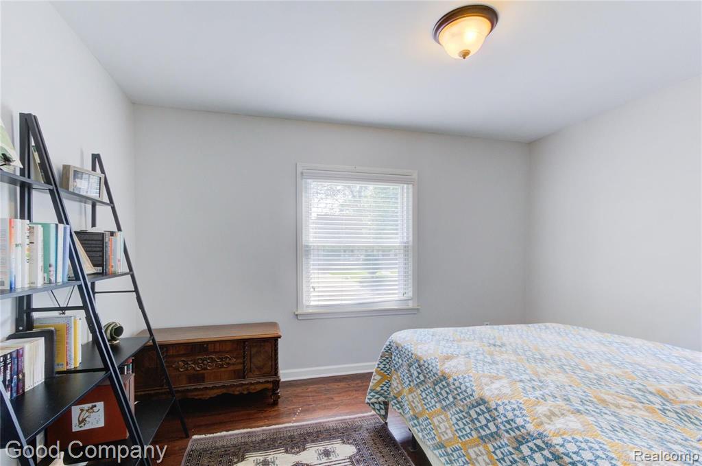 4299 Wakefield Road Berkley, MI 48072 - Photo 15 of 46