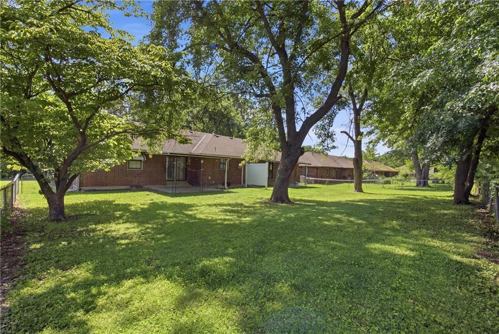 5900 Westridge Road Raytown, MO 64133 - Photo 25 of 26