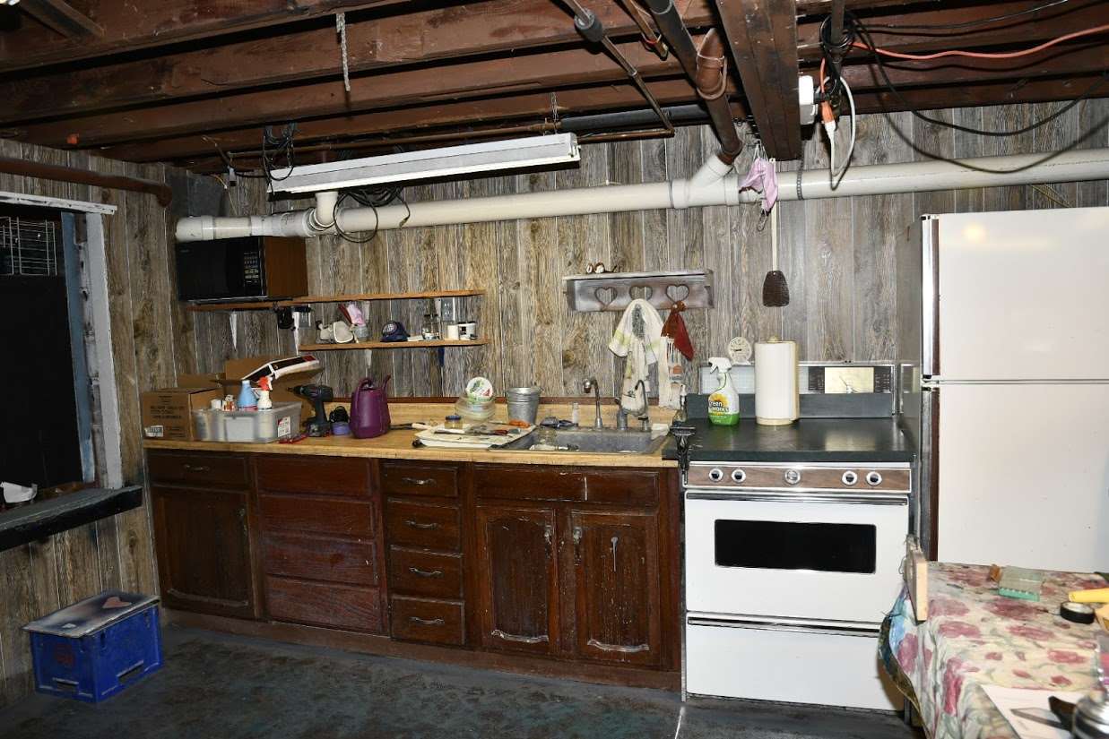 809 Bay Road Bay City, MI 48706 - Photo 32 of 42 Gallery Image 32