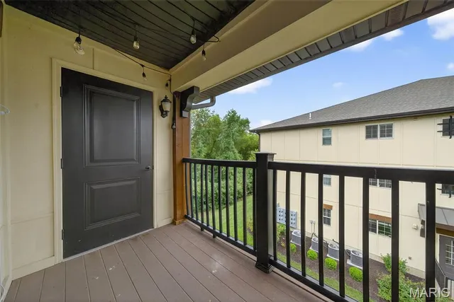 $225,000 | 431 Bordeaux Way, St. Peters, MO 63376