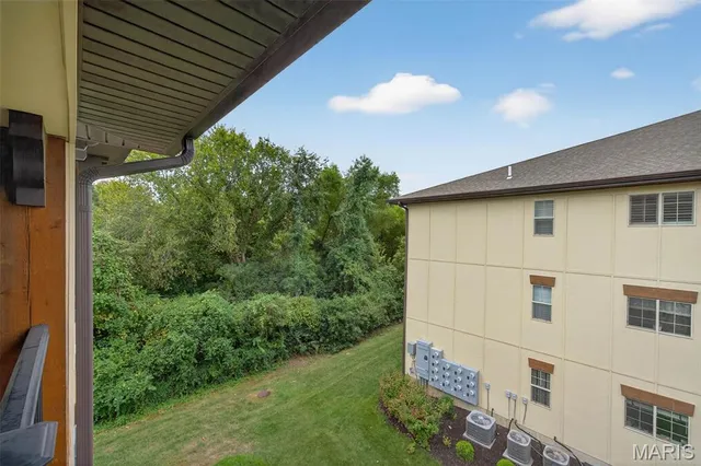 $225,000 | 431 Bordeaux Way, St. Peters, MO 63376