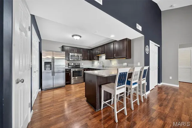 $225,000 | 431 Bordeaux Way, St. Peters, MO 63376