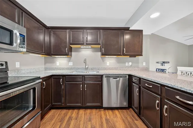 $225,000 | 431 Bordeaux Way, St. Peters, MO 63376