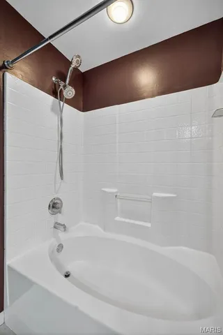 $225,000 | 431 Bordeaux Way, St. Peters, MO 63376