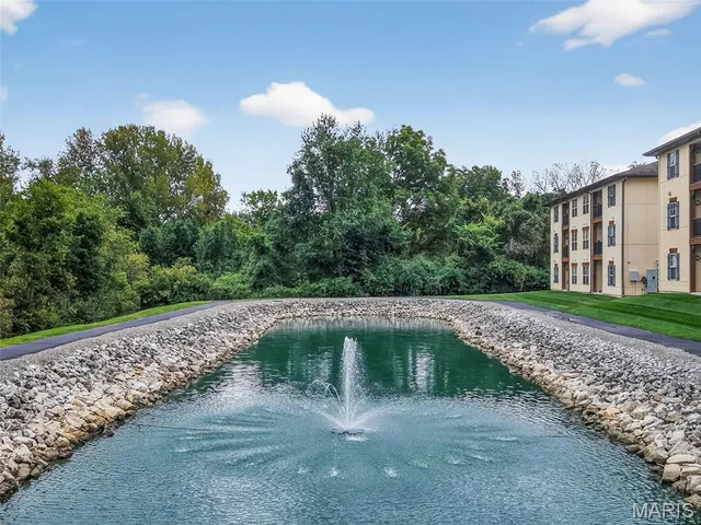 $225,000 | 431 Bordeaux Way, St. Peters, MO 63376