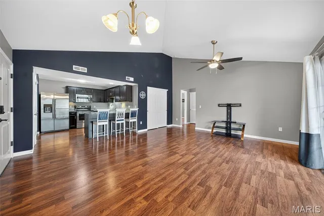 $225,000 | 431 Bordeaux Way, St. Peters, MO 63376