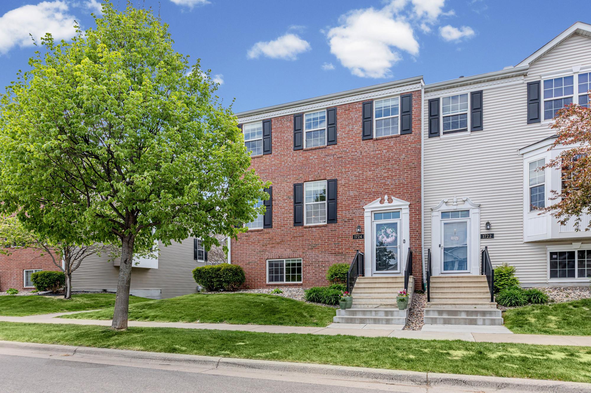 1724 Riverside Drive Shakopee, MN 55379 - Photo 5 of 67