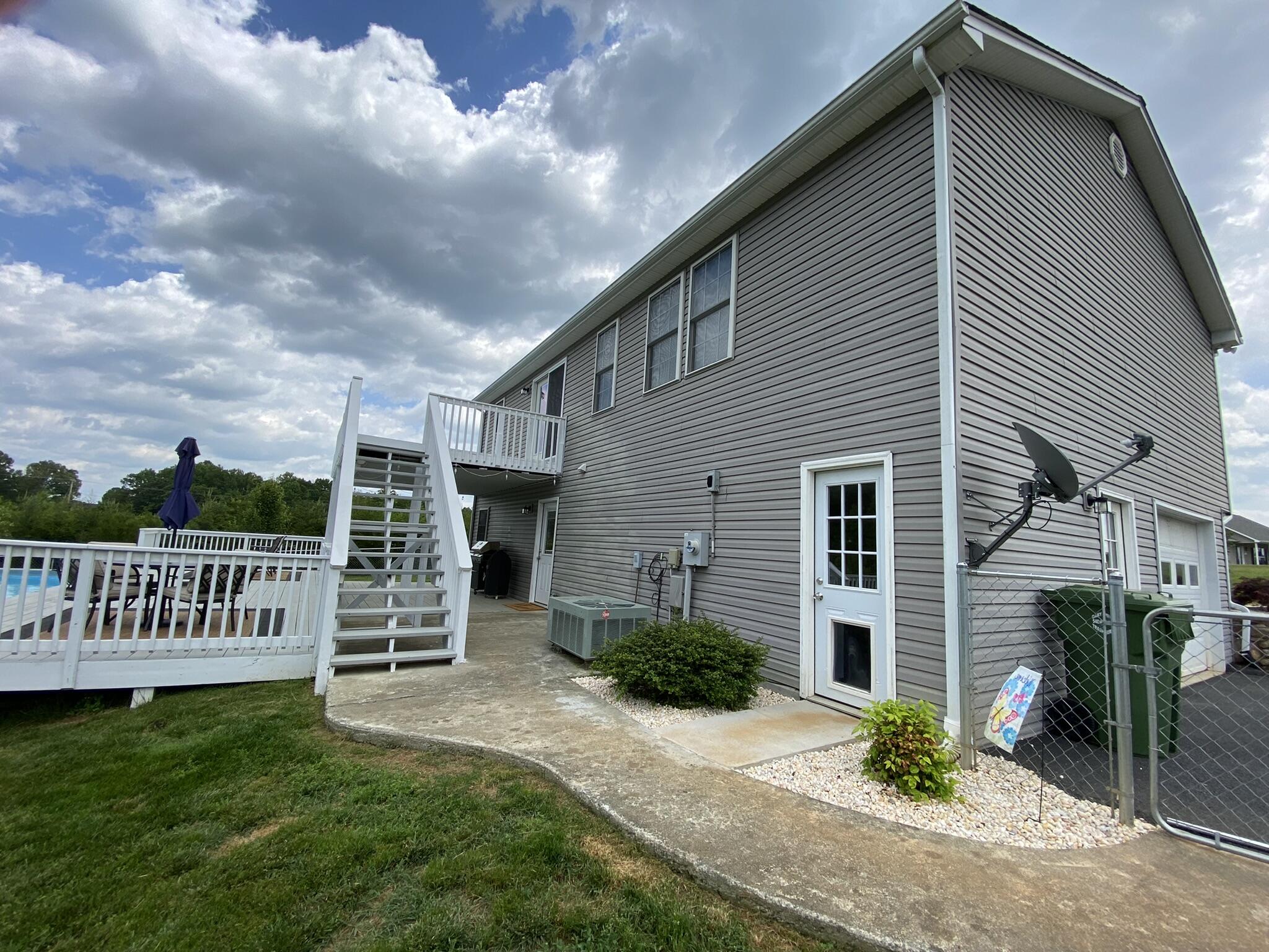 240 Carroll Road Hardy, VA 24101 - Photo 21 of 66 21 Back of Home