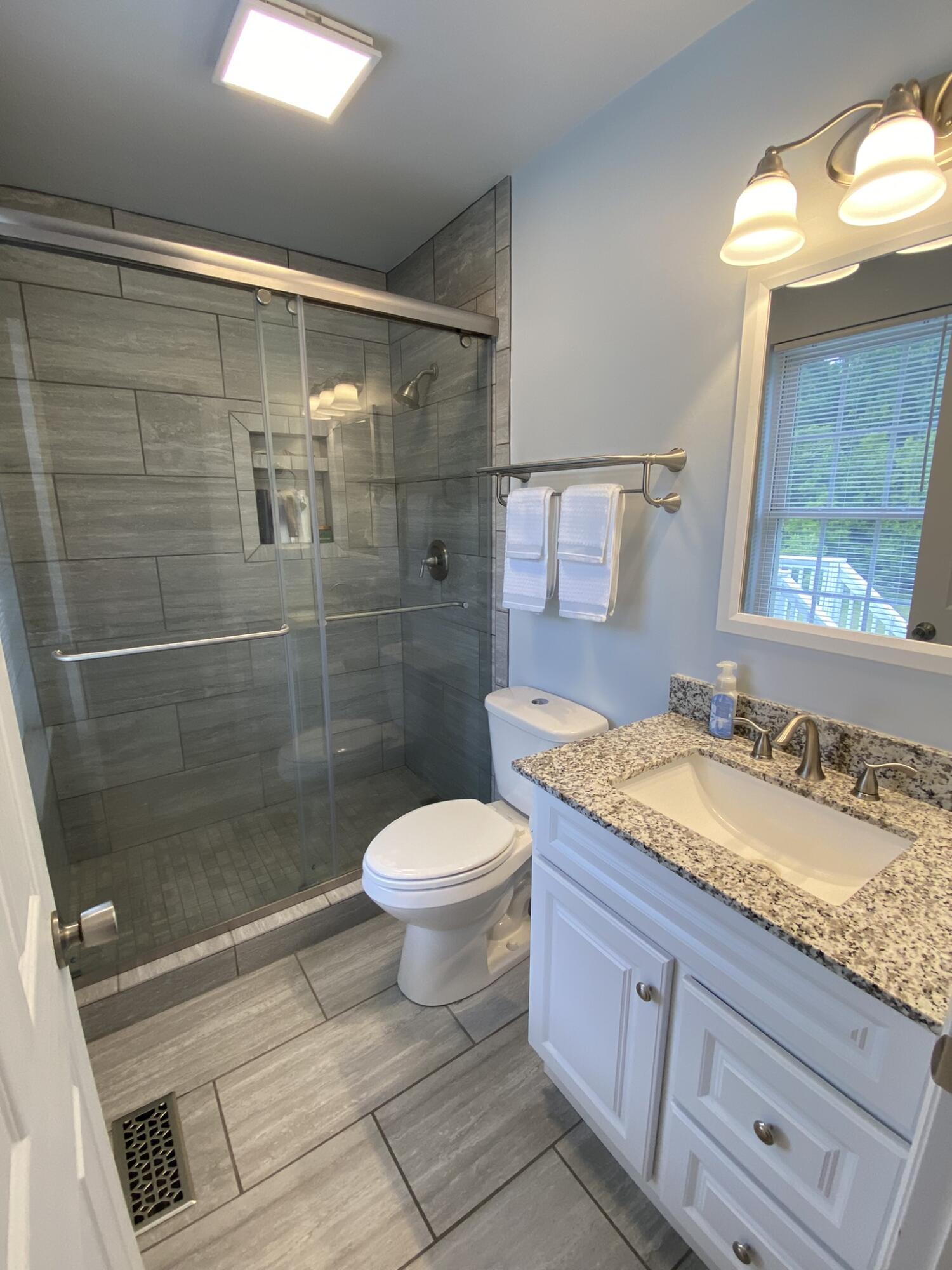 240 Carroll Road Hardy, VA 24101 - Photo 40 of 66 40 Bedroom
