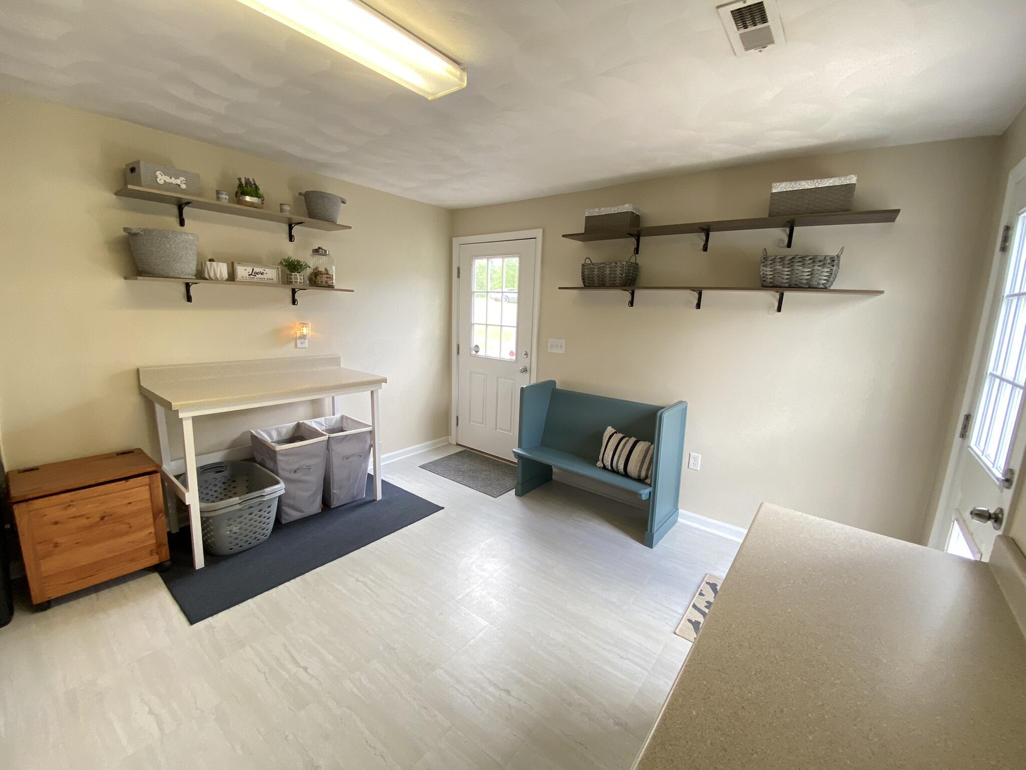 240 Carroll Road Hardy, VA 24101 - Photo 49 of 66 49 Laundry & Mudroom