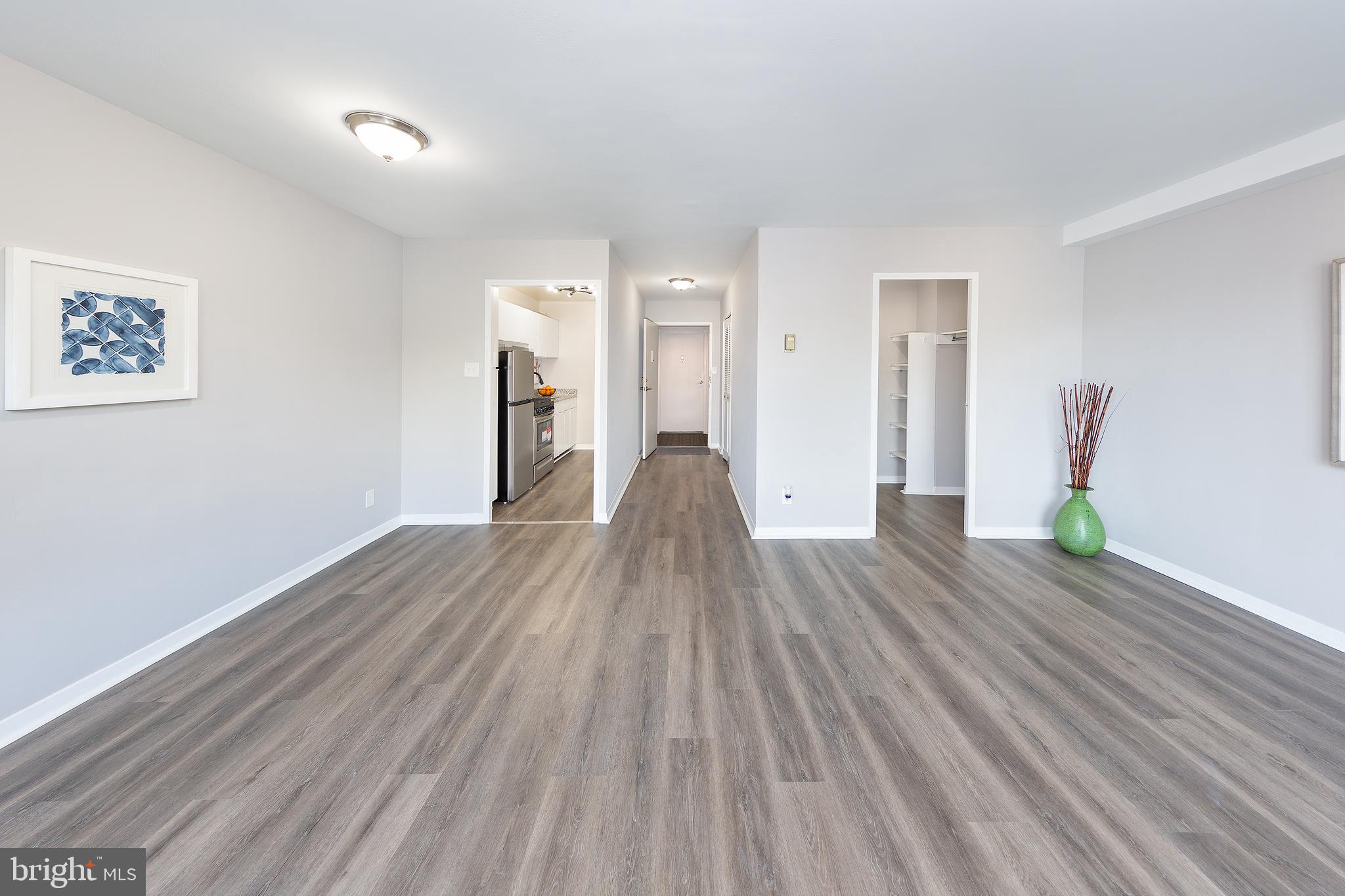 2829 Connecticut Avenue Northwest, Unit 307 Washington, DC 20008 - Photo 24 of 27
