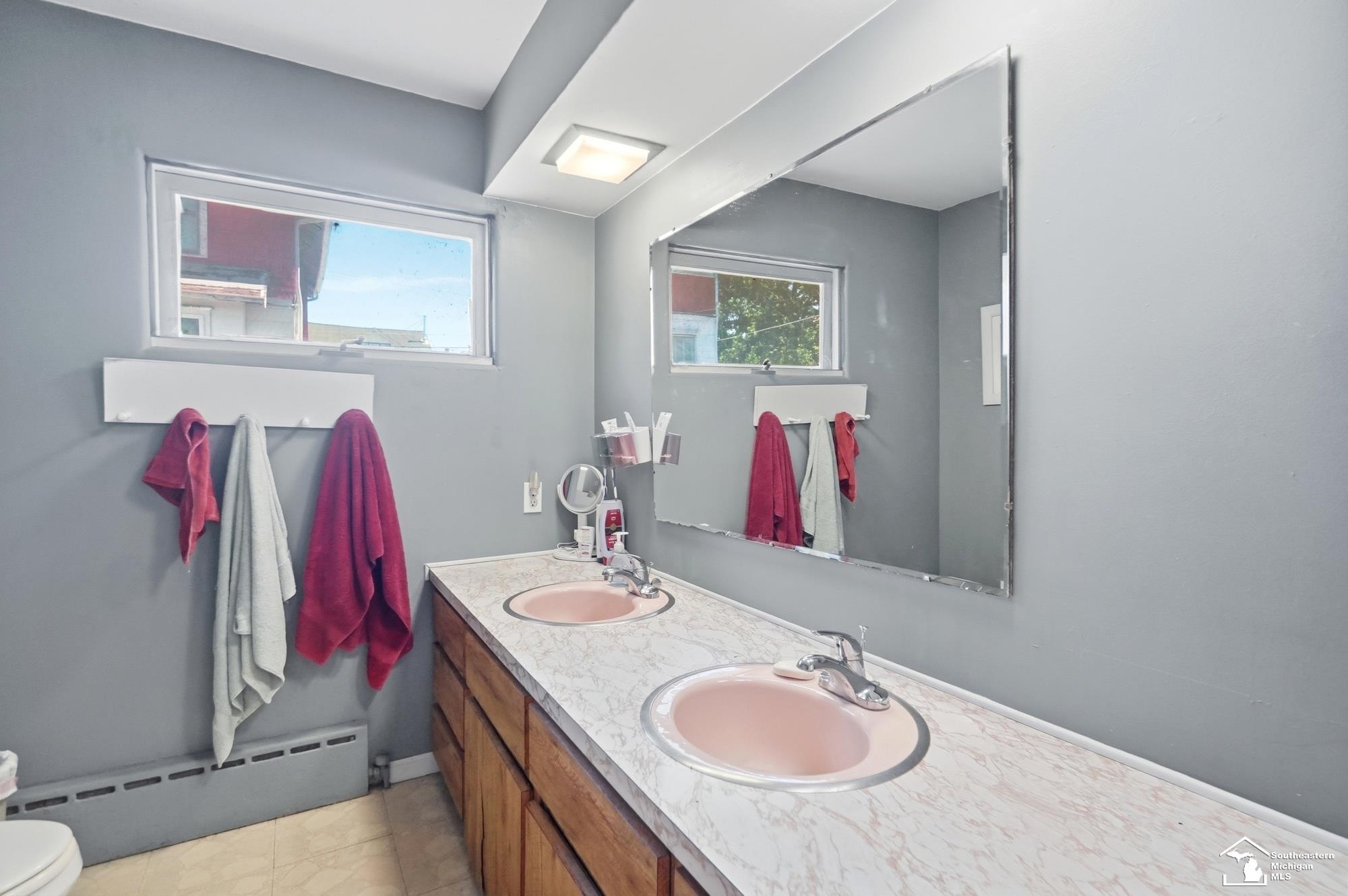 904 Custer Street Monroe, MI 48161 - Photo 31 of 42 50213237-c6c8f12e-ca6a-4d6c-88e1-c5163440a24a.JPG