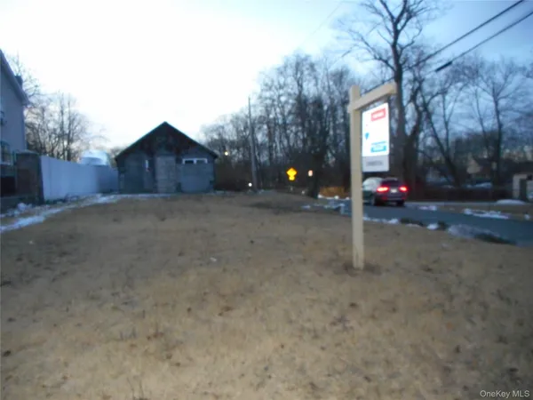 $205,000 | 242 Albany Avenue, Amityville, NY 11701