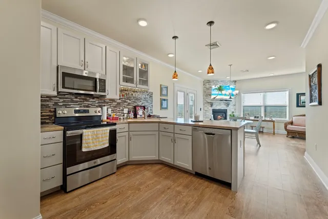 $12,499,900 | 501 East Franklin Street, Endicott, NY 13760