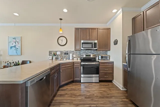 $12,499,900 | 501 East Franklin Street, Endicott, NY 13760