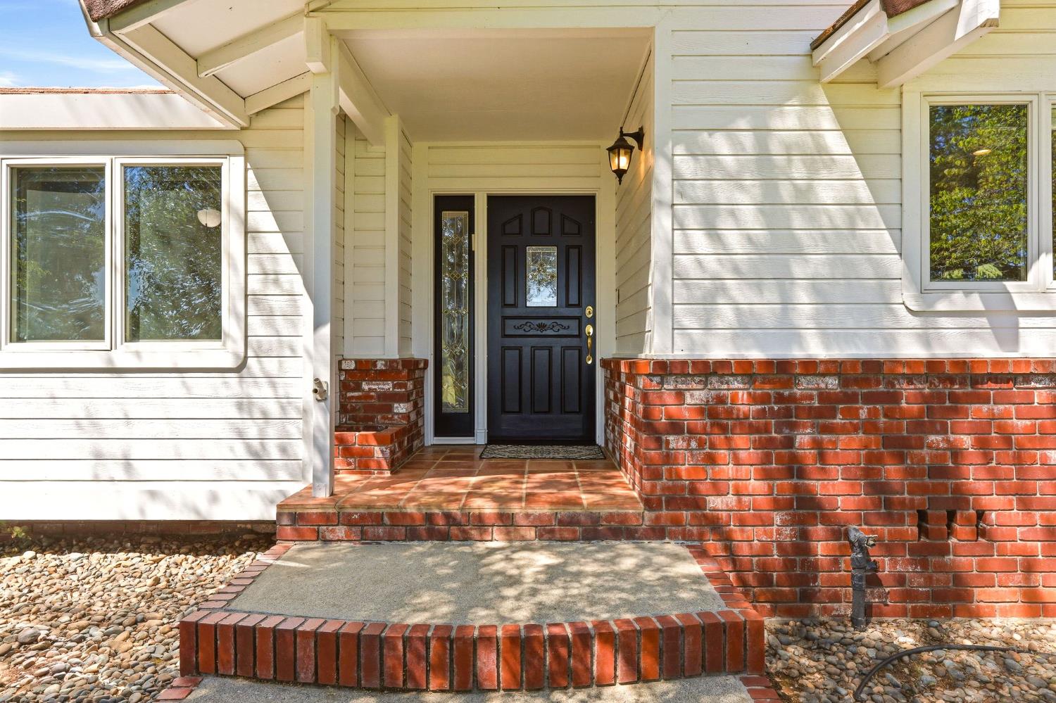 6380 Butterfield Way Placerville, CA 95667 - Photo 12 of 93 a view of entrance front of the house