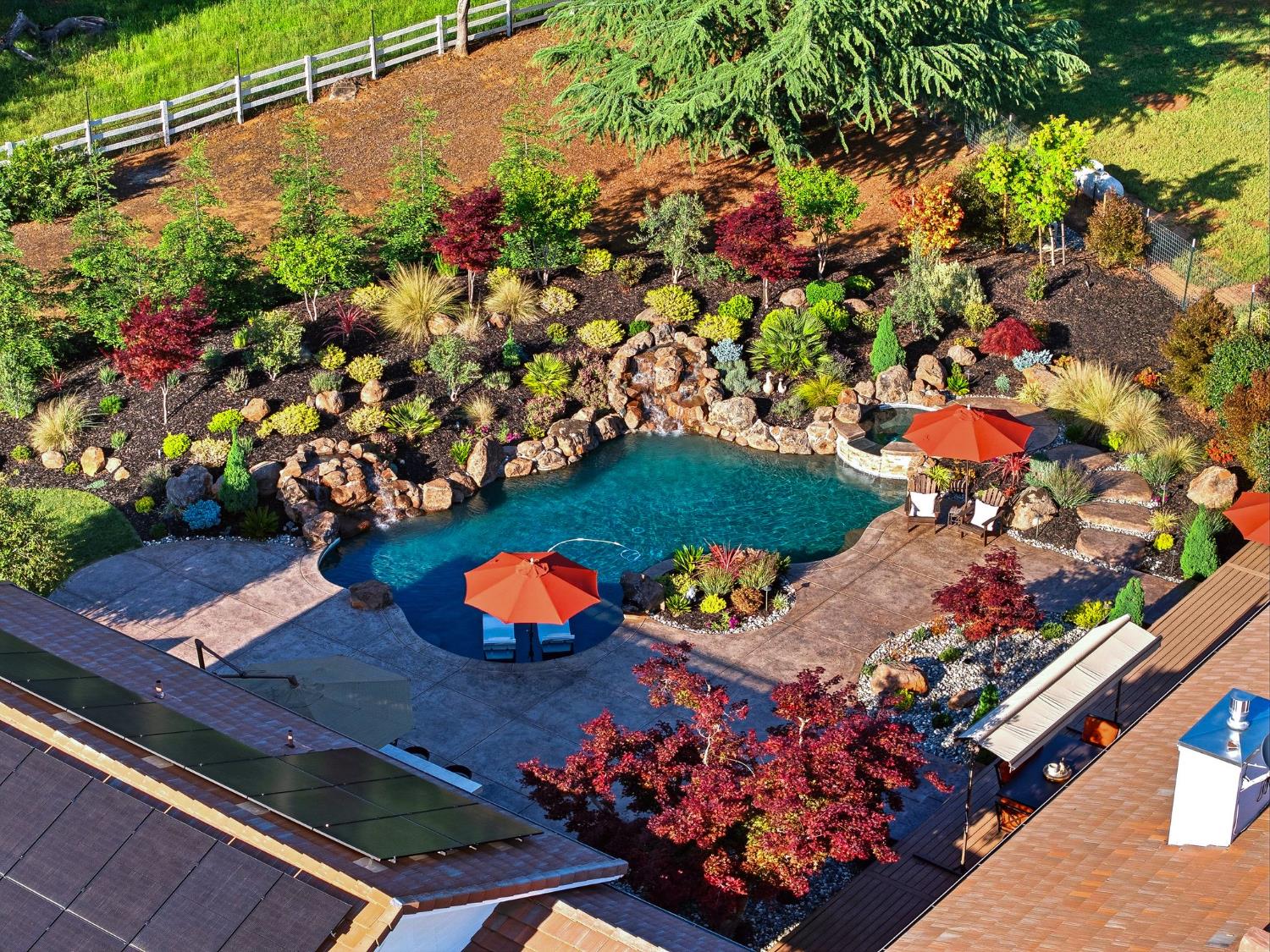 6380 Butterfield Way Placerville, CA 95667 - Photo 59 of 93 an outdoor space with wooden table