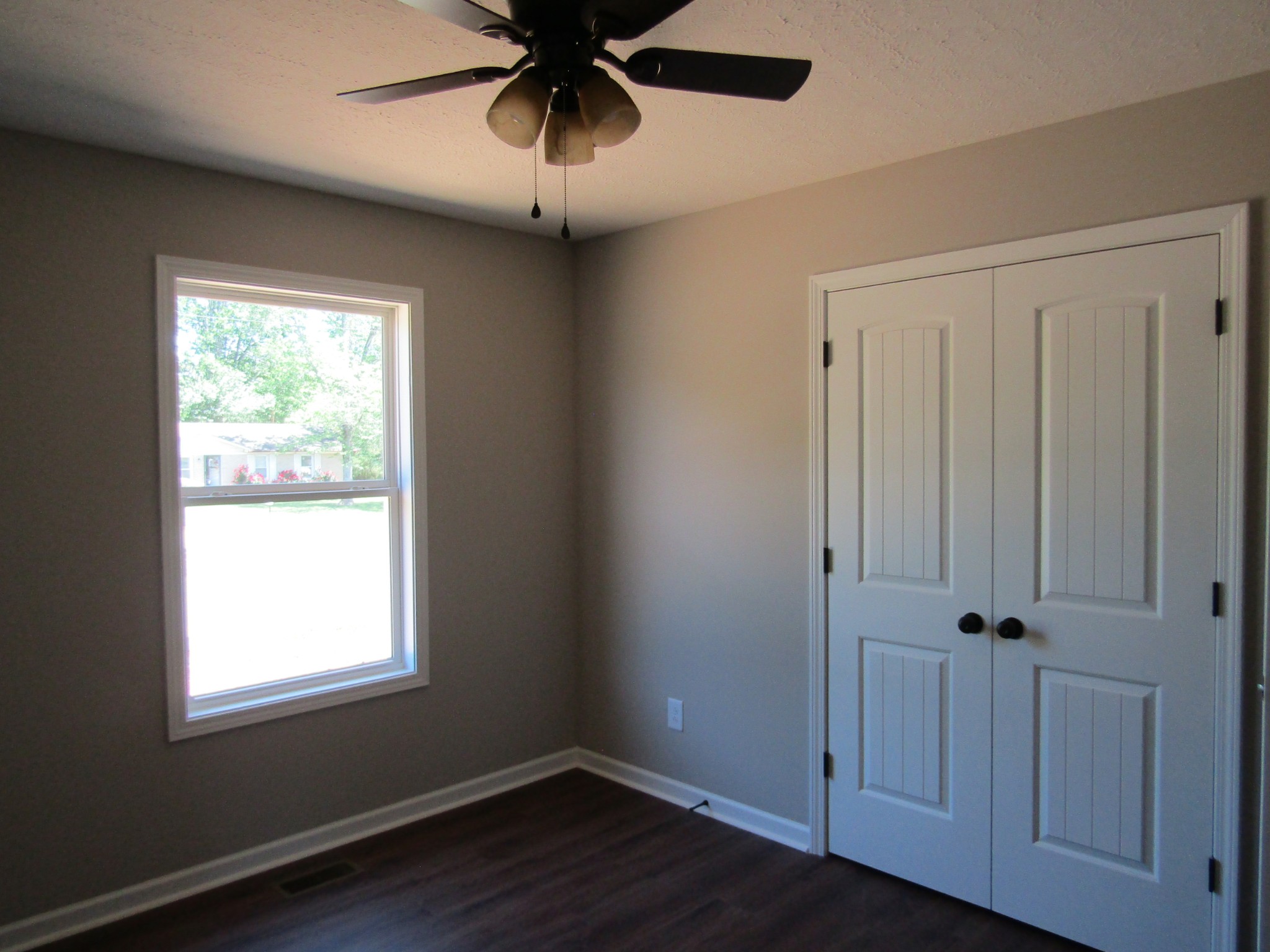 460 Crescent Factory Road Lawrenceburg, TN 38464 - Photo 13 of 13 a view of an empty room with a window
