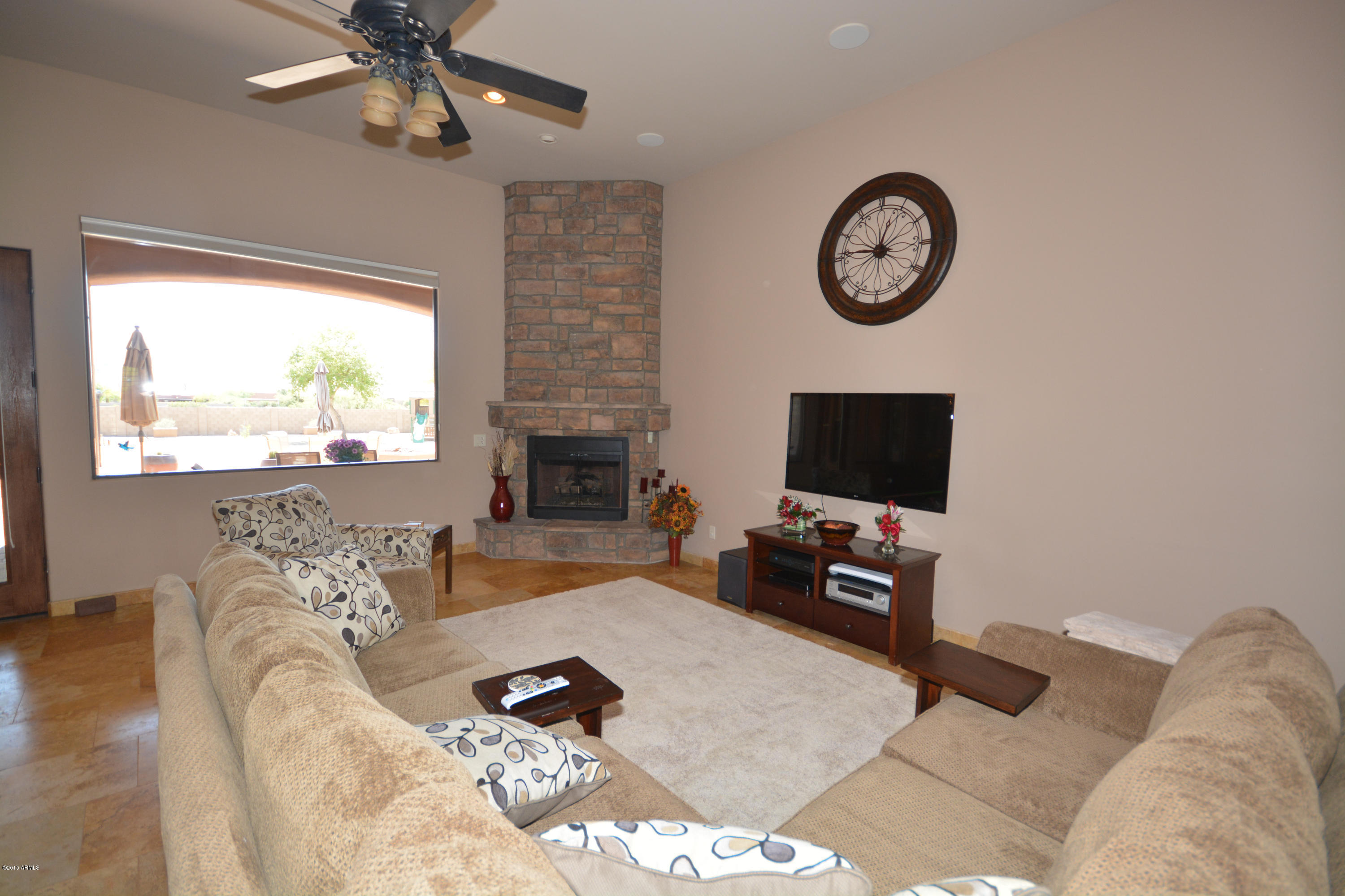2427 West Irvine Road Phoenix, AZ 85086 - Photo 5 of 57 DSC_0026