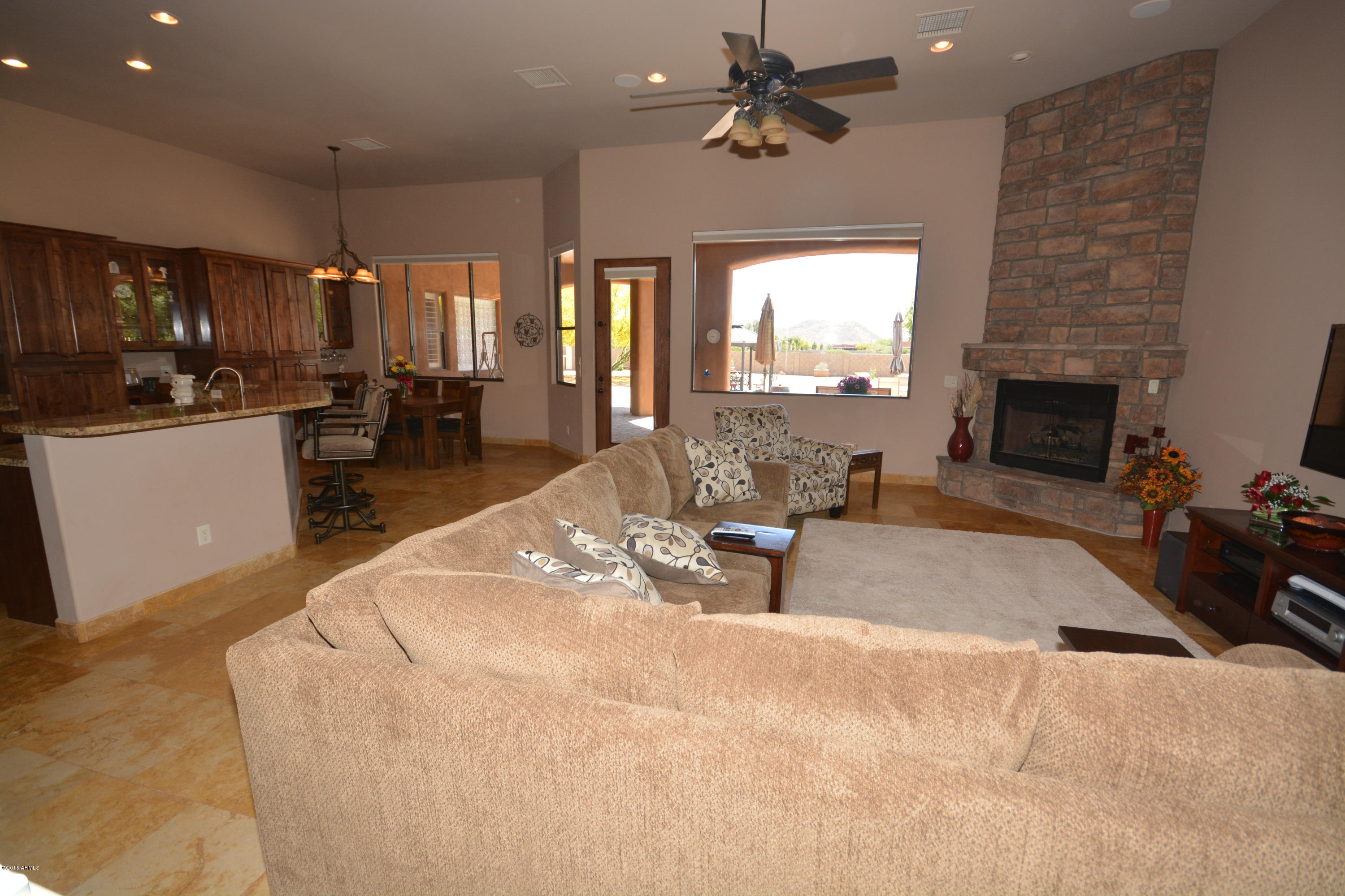 2427 West Irvine Road Phoenix, AZ 85086 - Photo 6 of 57 DSC_0028