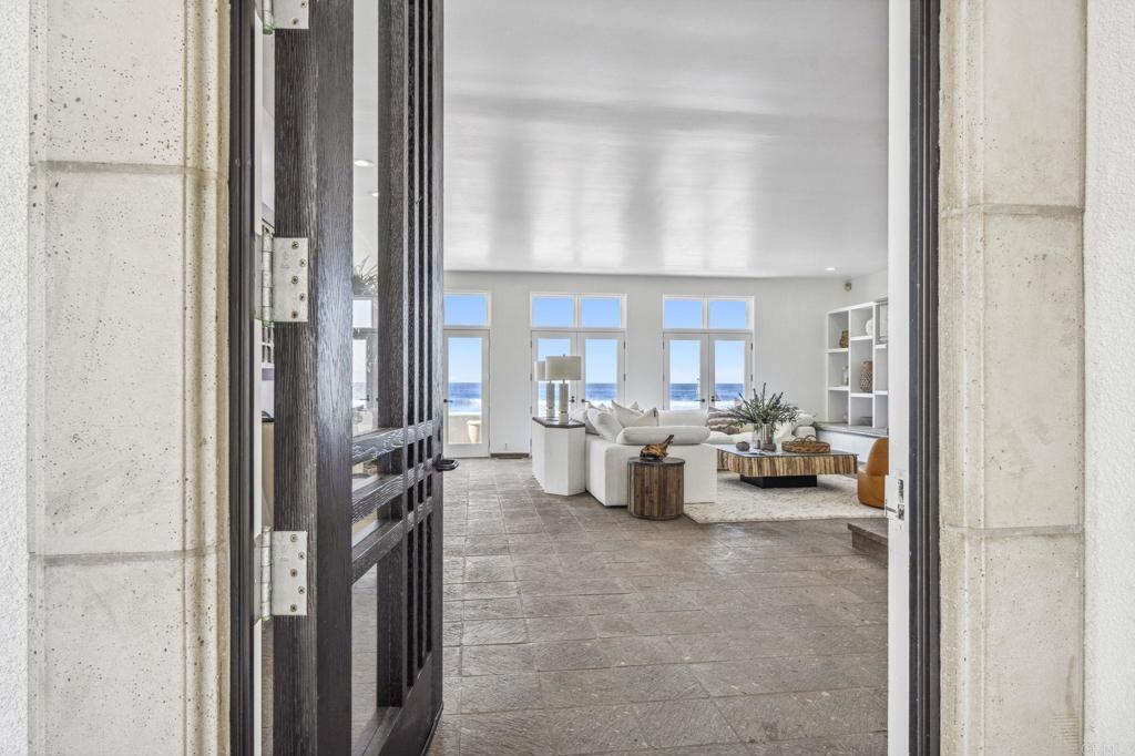 1716 Ocean Front Del Mar, CA 92014 - Photo 8 of 61