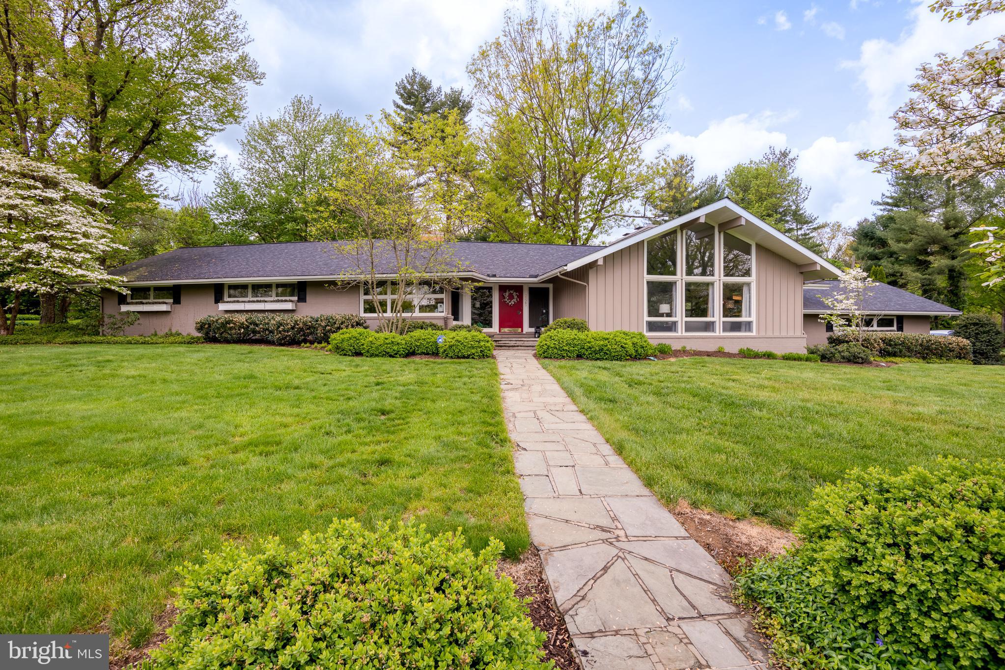 2530 Mondamin Farm Road Lancaster, PA 17601 - Photo 1 of 77 Gallery Image 1