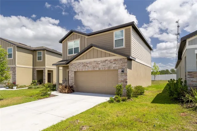 $385,000 | 8688 Sportsman Loop, Groveland, FL 34736