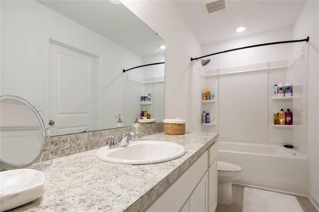 $385,000 | 8688 Sportsman Loop, Groveland, FL 34736