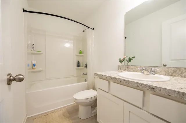 $385,000 | 8688 Sportsman Loop, Groveland, FL 34736