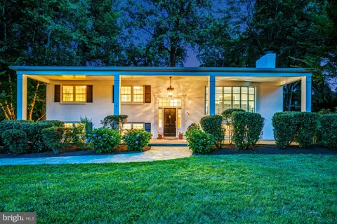 $1,650,000 | 1521 Forest Villa Lane, McLean, VA 22101