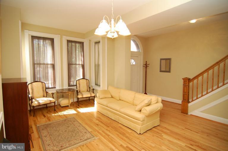 1250 Florida Avenue Northeast Washington, DC 20002 - Photo 17 of 23 Living Room