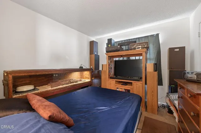 $650,000 | 5014 Floral Drive, Ventura, CA 93001