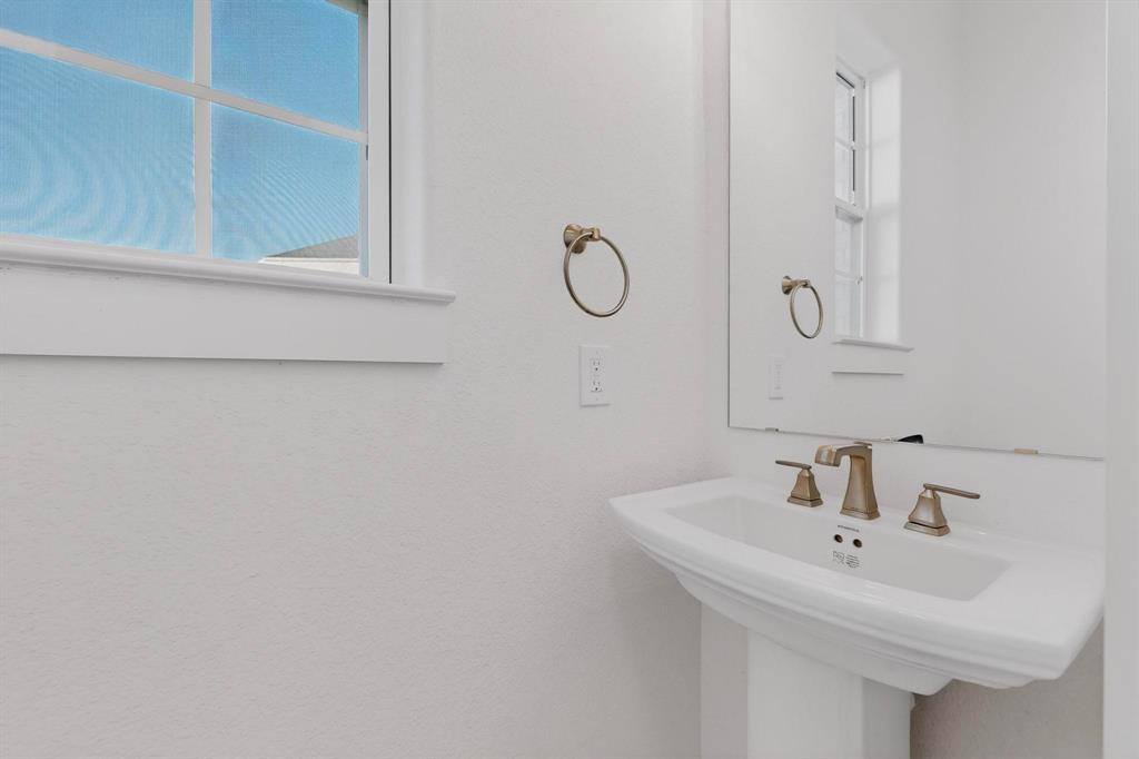 7921 Renaissance Boulevard McKinney, TX 75070 - Photo 32 of 36