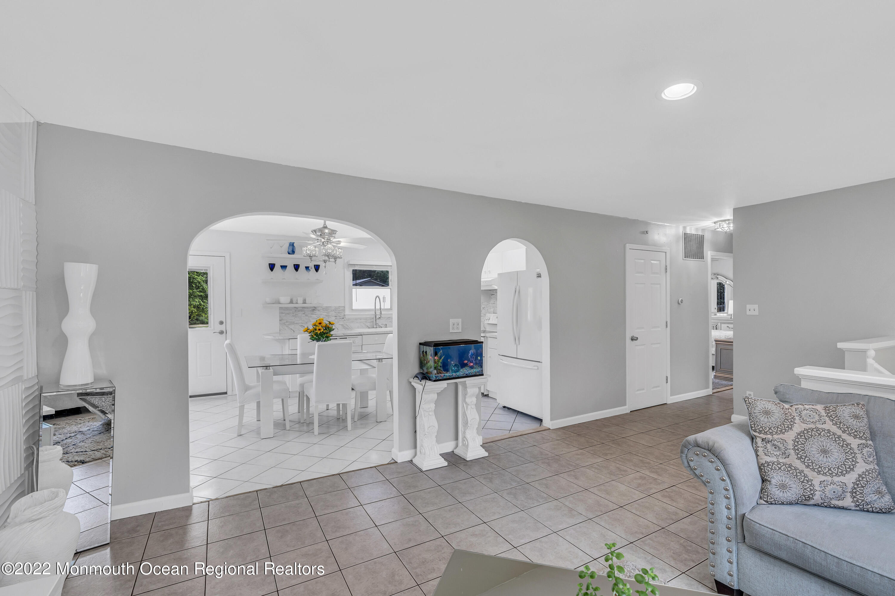 80 East Fish Road Jackson, NJ 08527 - Photo 9 of 55 Living