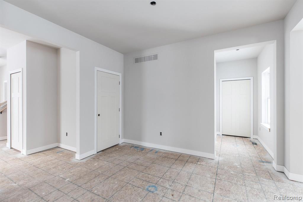 855 Ridge Road Canton, MI 48188 - Photo 20 of 34 Gallery Image 20