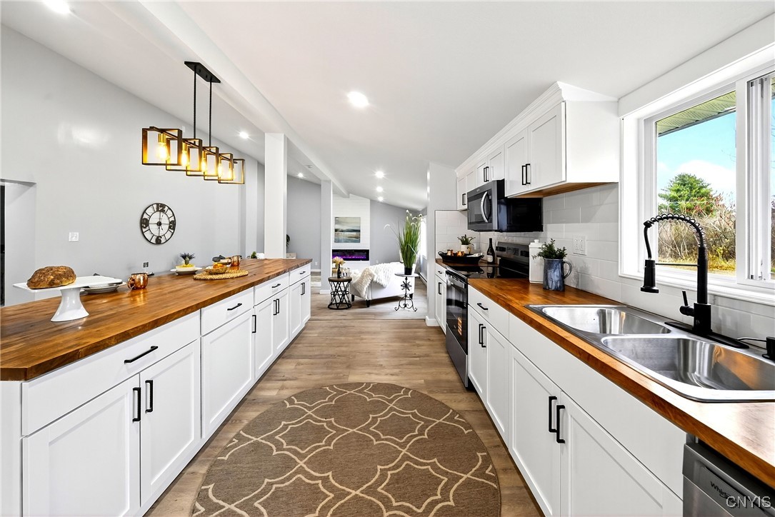 823 Baldwin Road Volney, NY 13069 - Photo 5 of 50