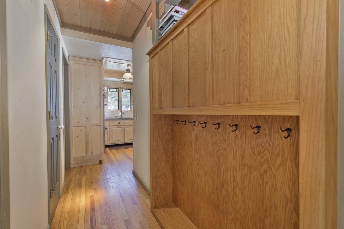 52 Shady Rest Road Mammoth Lakes, CA 93546 - Photo 6 of 43 Gallery Image 6